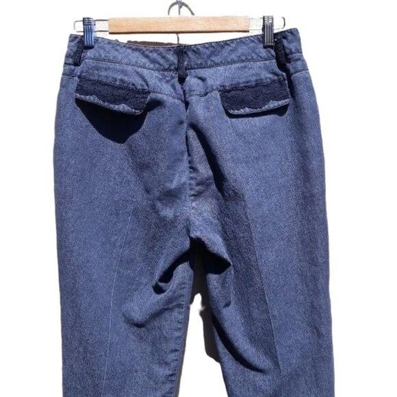 Larry Levine Pants Womens 8 Cropped Mid Rise Carrot Lace Button Details Black - Picture 5 of 8